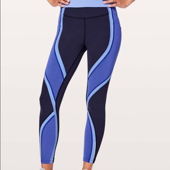 Lululemon Wild Twist Leggings - Picture 1 of 10